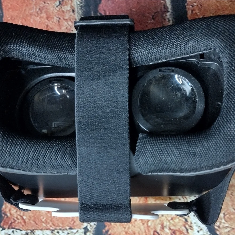 Xtreme VR Vue II Virtual Reality Viewer Mobile Phones 3D! Fast Shipping!